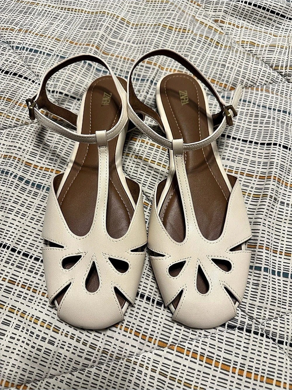 ZARA Cream Cutout Ankle Strap Sandal